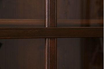 【U様ご成約済】ナラ材製　大正ロマン　上質なデザインの収納棚(戸棚)(2)
