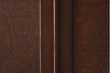 【S様ご成約済み】カバ・タモ材製　モダンなデザインが印象的なアンティーク本箱(ブックケース)