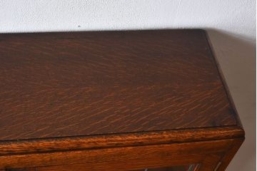 アンティーク家具　イギリスアンティーク　オーク材製!ステンドグラス戸がお洒落な本箱(ブックケース、収納棚)