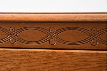 ヴィンテージ家具　イギリスビンテージ　オーク材製　小振りなチェスト(引き出し)