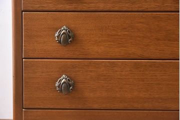 ヴィンテージ家具　イギリスビンテージ　オーク材製　小振りなチェスト(引き出し)