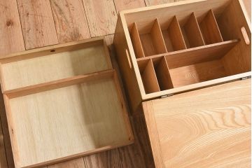 アンティーク雑貨　昭和レトロ　ナラ材製　シンプルなデザインの小箱