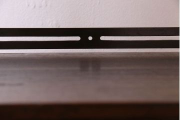 アンティーク家具　和製アンティーク　高級品　三方桑材の茶箪笥(茶棚、飾り棚、陳列棚)