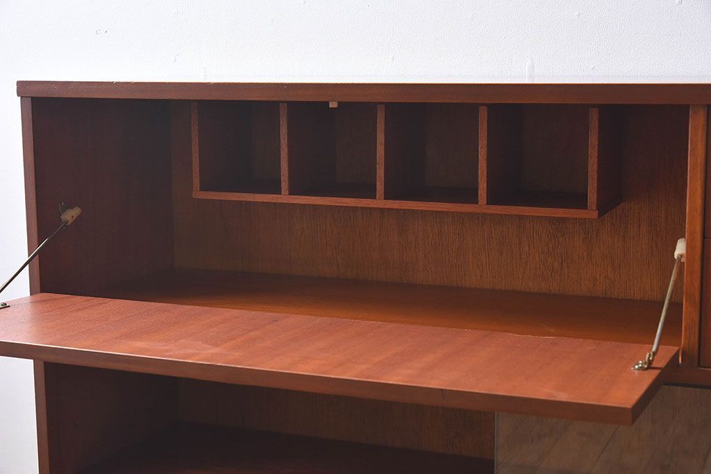 アンティーク家具　AVALON製　チーク材　引き出し付きガラスキャビネット(サイドボード)