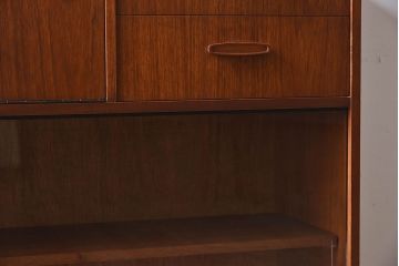 アンティーク家具　AVALON製　チーク材　引き出し付きガラスキャビネット(サイドボード)