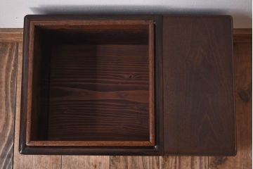 アンティーク雑貨　和製アンティーク　高級品!桑材製の上品な長火鉢