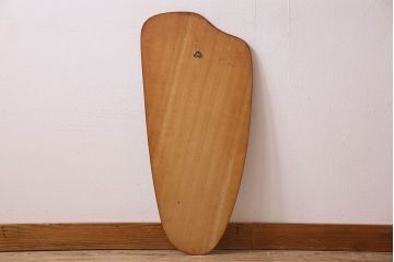 アンティーク雑貨　北欧家具　チーク材製　個性的なデザインの壁掛けミラー(鏡)(1)