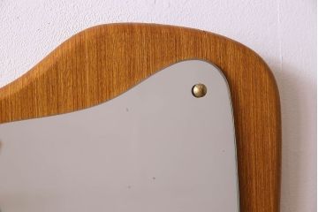 アンティーク雑貨　北欧家具　チーク材製　個性的なデザインの壁掛けミラー(鏡)(2)