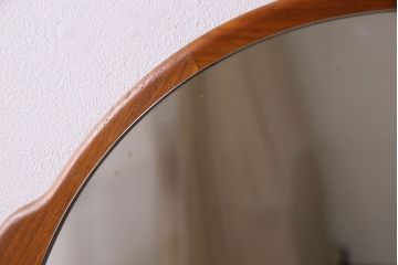 アンティーク雑貨　北欧家具　チーク材製　おしゃれなフレームの壁掛けミラー(鏡)(2)