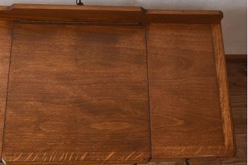 ヴィンテージ家具　イギリスビンテージ　オーク材製!格納式ドレッサー