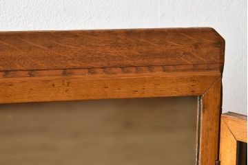 ヴィンテージ家具　イギリスビンテージ　オーク材製!格納式ドレッサー