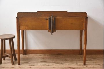 ヴィンテージ家具　イギリスビンテージ　オーク材製!格納式ドレッサー