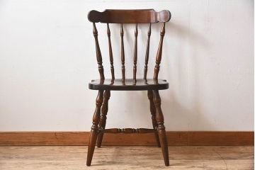 ヴィンテージ家具　飛騨産業　キツツキマーク　上質なデザインのビンテージチェア(椅子)(1)