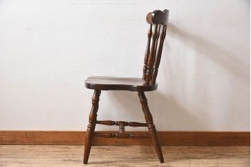 ヴィンテージ家具　飛騨産業　キツツキマーク　上質なデザインのビンテージチェア(椅子)(1)