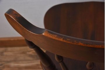 ヴィンテージ家具　飛騨産業　キツツキマーク　上質なデザインのビンテージチェア(椅子)(1)