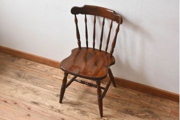 ヴィンテージ家具　飛騨産業　キツツキマーク　上質なデザインのビンテージチェア(椅子)(2)