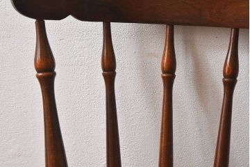 ヴィンテージ家具　飛騨産業　キツツキマーク　上質なデザインのビンテージチェア(椅子)(2)