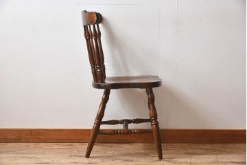 ヴィンテージ家具　飛騨産業　キツツキマーク　上質なデザインのビンテージチェア(椅子)(2)