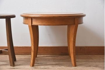 天童木工　中古　上品なデザインのラウンドテーブル(1)