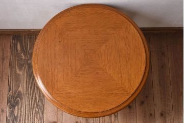 天童木工　中古　上品なデザインのラウンドテーブル(2)