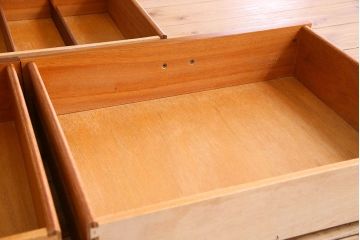 北欧家具　チーク材製のサイドーボード(サイドキャビネット)