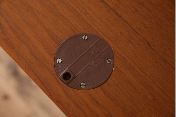 北欧家具　チーク材製のサイドーボード(サイドキャビネット)