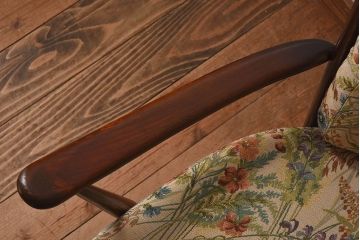 イギリスブランド家具　ERCOL(アーコール)製のクッションチェア(アームチェア、ソファ)