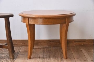 天童木工　中古　上品なデザインのラウンドテーブル