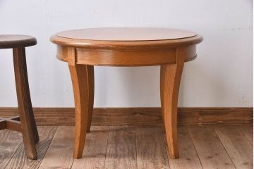 天童木工　中古　上品なデザインのラウンドテーブル