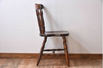 ヴィンテージ家具　飛騨産業　キツツキマーク　上質なデザインのビンテージチェア(椅子)(2)