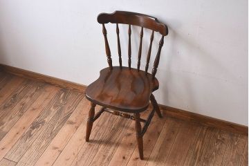 ヴィンテージ家具　飛騨産業　キツツキマーク　上質なデザインのビンテージチェア(椅子)(2)