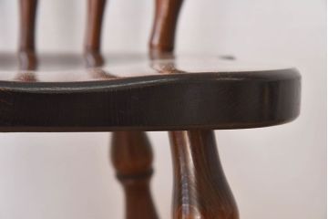 ヴィンテージ家具　飛騨産業　キツツキマーク　上質なデザインのビンテージチェア(椅子)(1)