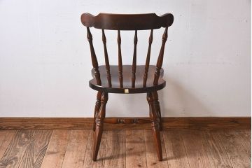 ヴィンテージ家具　飛騨産業　キツツキマーク　上質なデザインのビンテージチェア(椅子)(1)