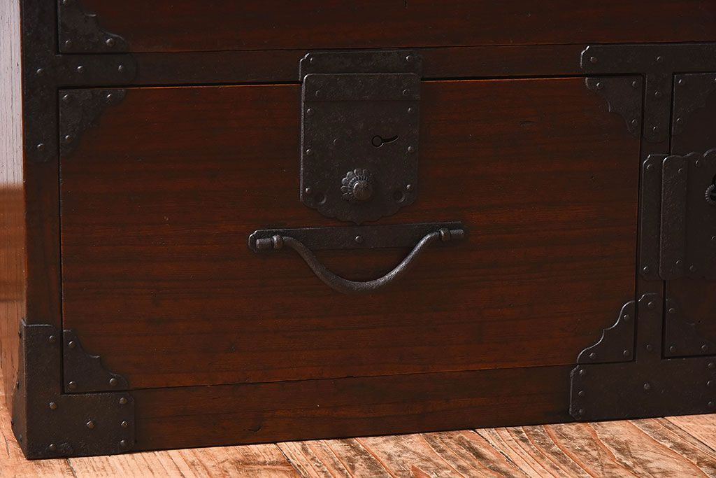 アンティーク家具　明治期　総桐材製　古い木の質感が味わい深い小箪笥(帳場箪笥、桐箪笥、桐たんす)