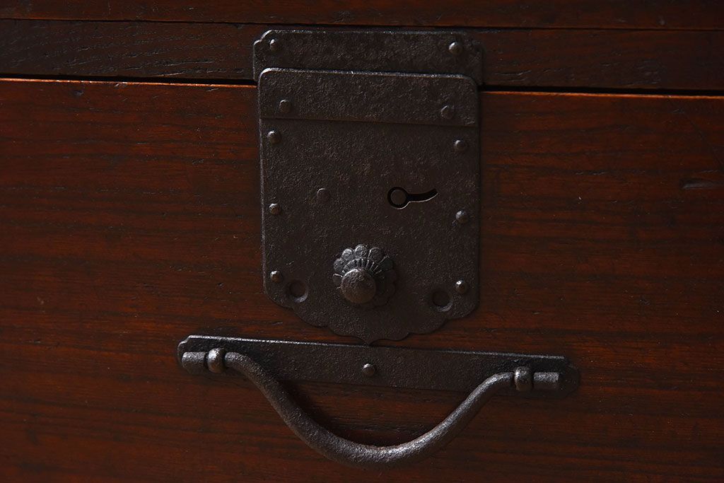 アンティーク家具　明治期　総桐材製　古い木の質感が味わい深い小箪笥(帳場箪笥、桐箪笥、桐たんす)