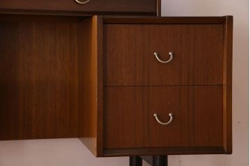 ヴィンテージ家具　G-PLAN(ジープラン) BBシリーズ　北欧ビンテージのドレッサー