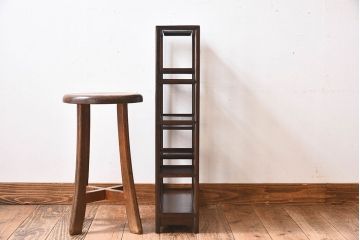 アンティーク家具　和製アンティーク　唐木材製　小振りな飾り棚(陳列棚、違い棚)