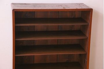アンティーク家具　和製アンティーク　シンプルなデザインの収納棚(戸棚、本棚)