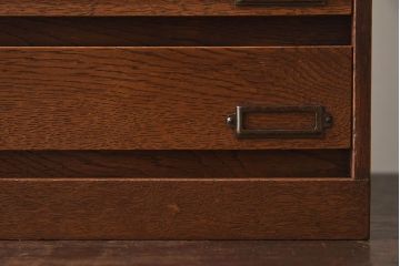 レトロ家具　昭和レトロ　ナラ材製　ネームプレート付きの小引き出し(小物入れ、裁縫箱)