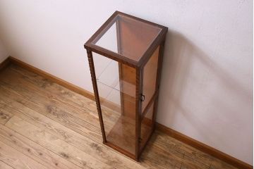 アンティーク家具　和製アンティーク　珍しいサイズの縦長ガラスケース(ショーケース)