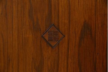 アンティーク家具　和製アンティーク　栓材製　扉のデザインがお洒落な本箱(ブックケース、収納棚、戸棚)