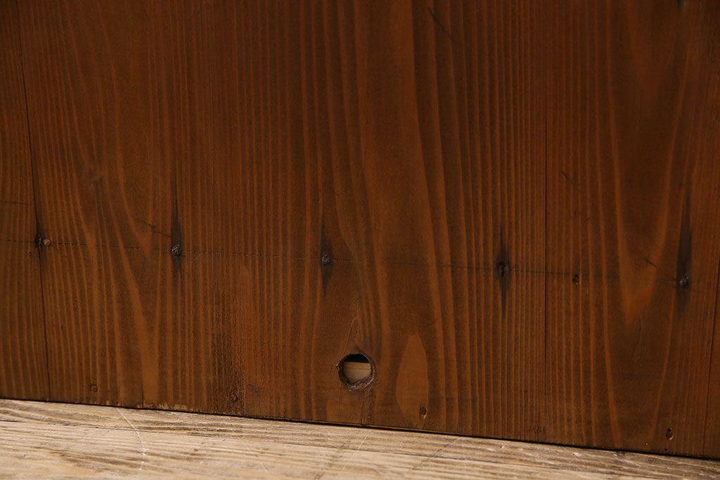 アンティーク家具　和製アンティーク　栓材製　扉のデザインがお洒落な本箱(ブックケース、収納棚、戸棚)