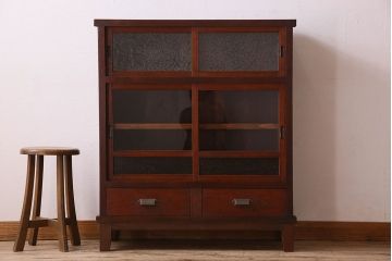アンティーク家具　和製アンティーク　お洒落な結霜ガラス入りの収納棚(戸棚、食器棚)
