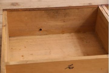 アンティーク家具　和製アンティーク　お洒落な結霜ガラス入りの収納棚(戸棚、食器棚)