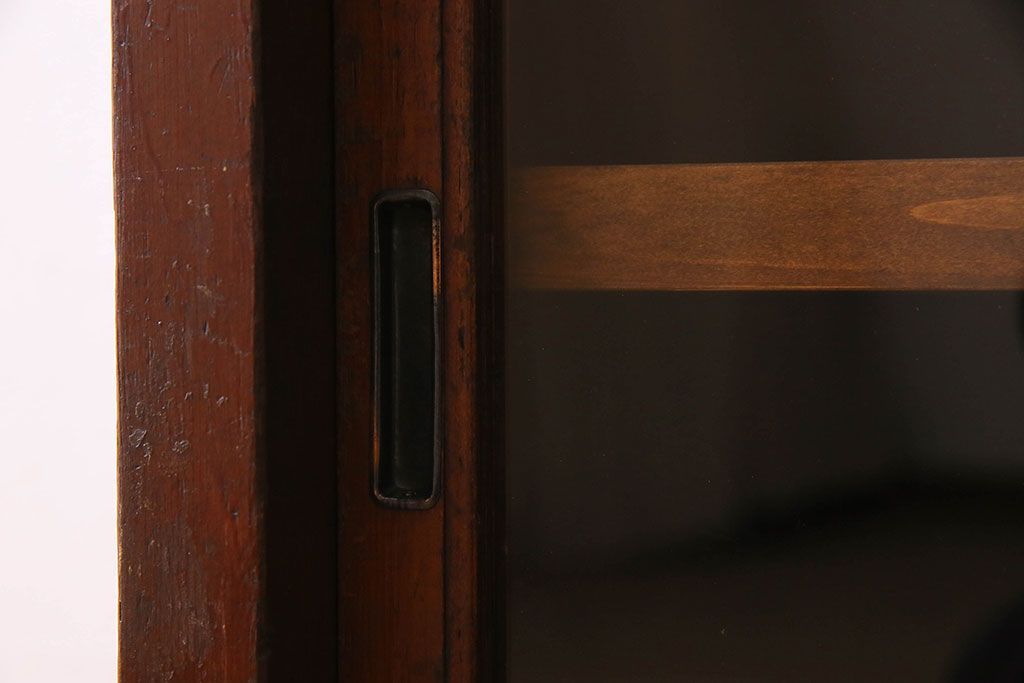 アンティーク家具　和製アンティーク　お洒落な結霜ガラス入りの収納棚(戸棚、食器棚)