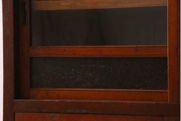 アンティーク家具　和製アンティーク　お洒落な結霜ガラス入りの収納棚(戸棚、食器棚)