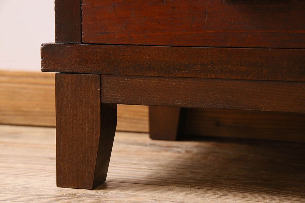 アンティーク家具　和製アンティーク　お洒落な結霜ガラス入りの収納棚(戸棚、食器棚)