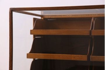 アンティーク家具　イギリスアンティーク　オーク材製のシャツケース(ガラスケース、ショーケース)