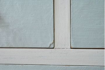 ペイント家具　モールガラス入り!柔らかなカラーが魅力的なチェスト