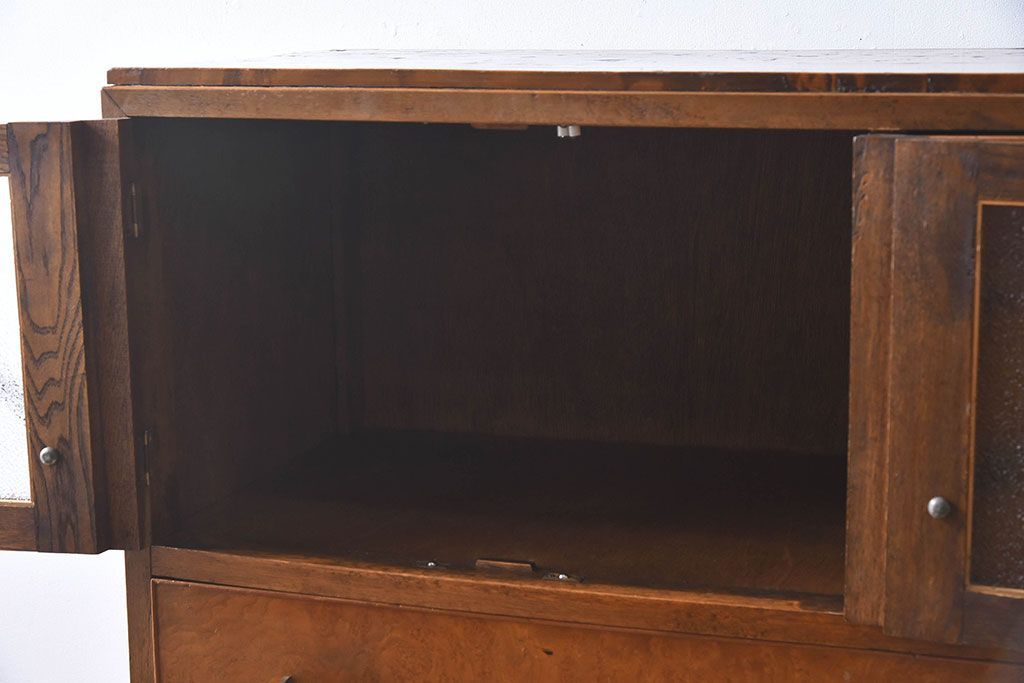 レトロ家具　昭和レトロ　人気のダイヤガラス入りの愛らしいチェスト